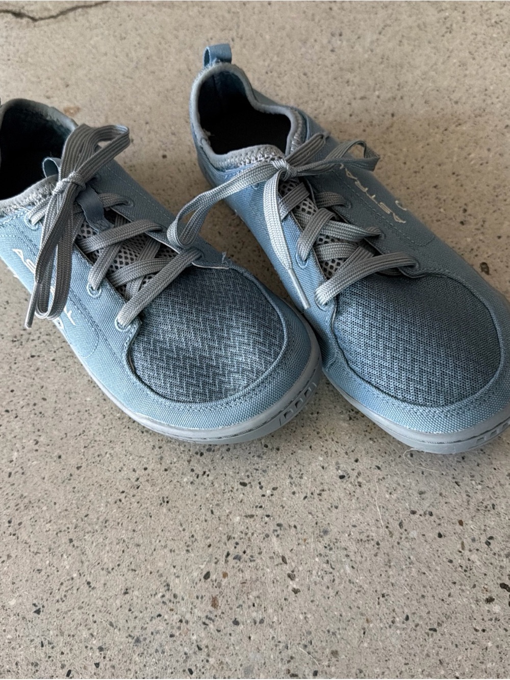 Astral Loyak Water Shoes Sneakers womens 7